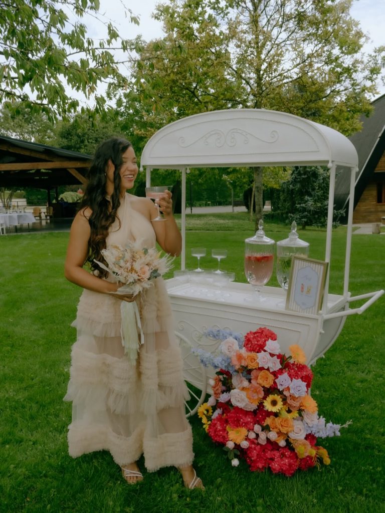 Pause fraîcheur au bar à cocktails (ou plutôt citronnade) 🍓🍋On ne le dira jamais assez - les m